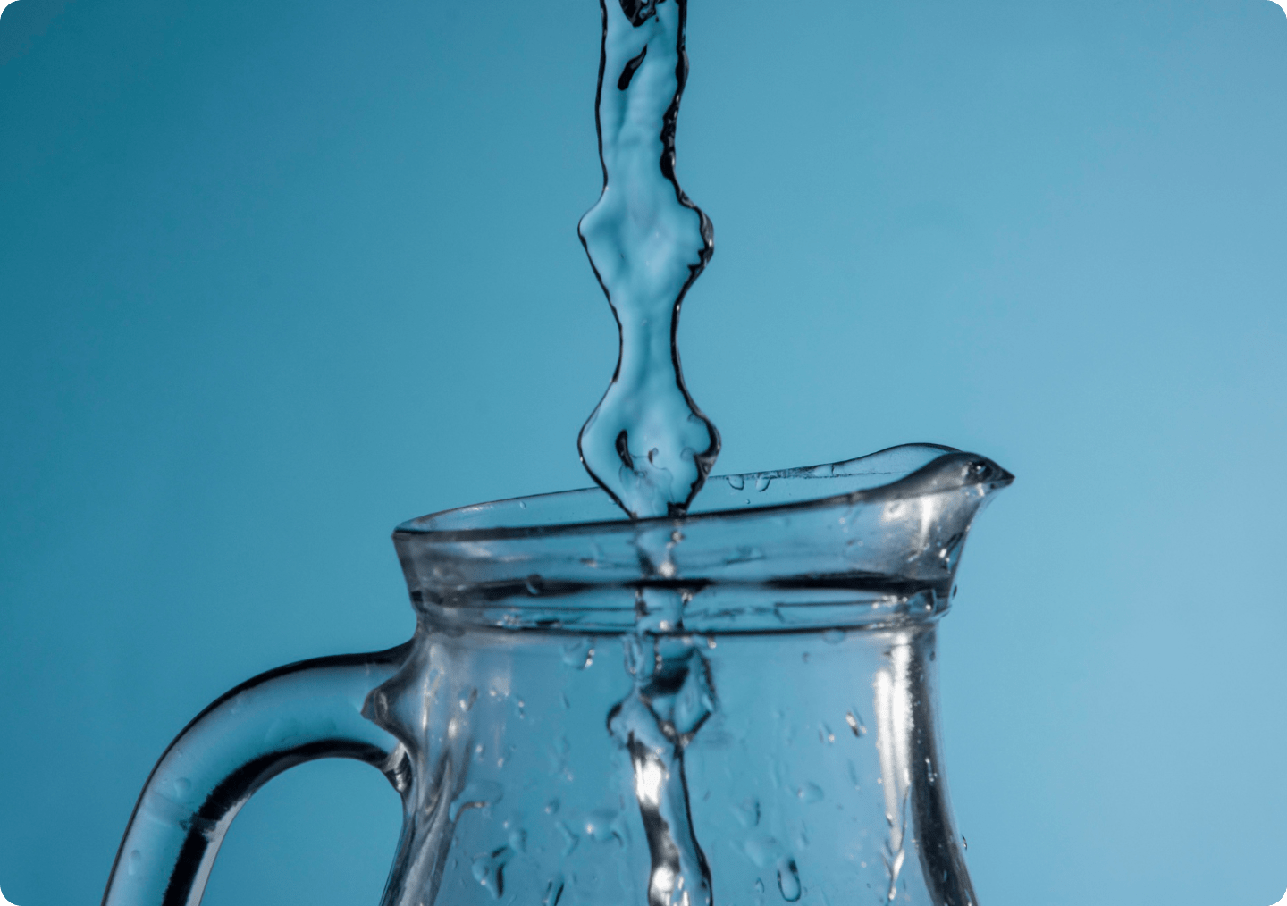 Water refill stations help travellers reduce plastic